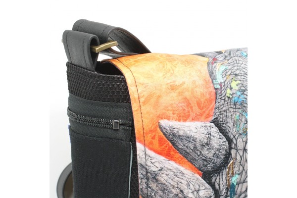 Chipie QuARTz Special Edition | Colorful shoulder bag with rhinoceros